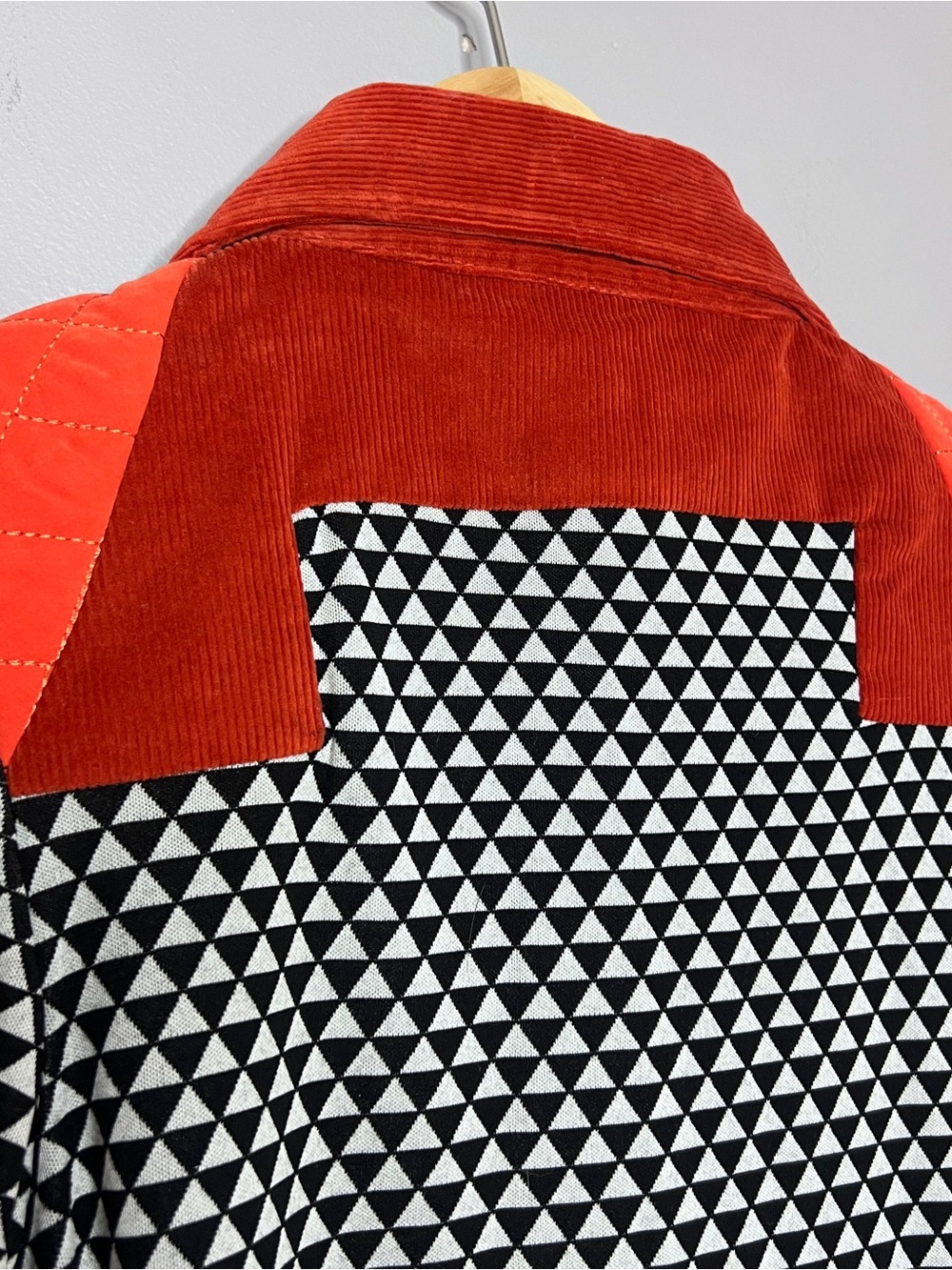 Nuvula Black & White Geometric Long-Sleeve Top with Orange Corduroy Collar - Picture 12 of 14
